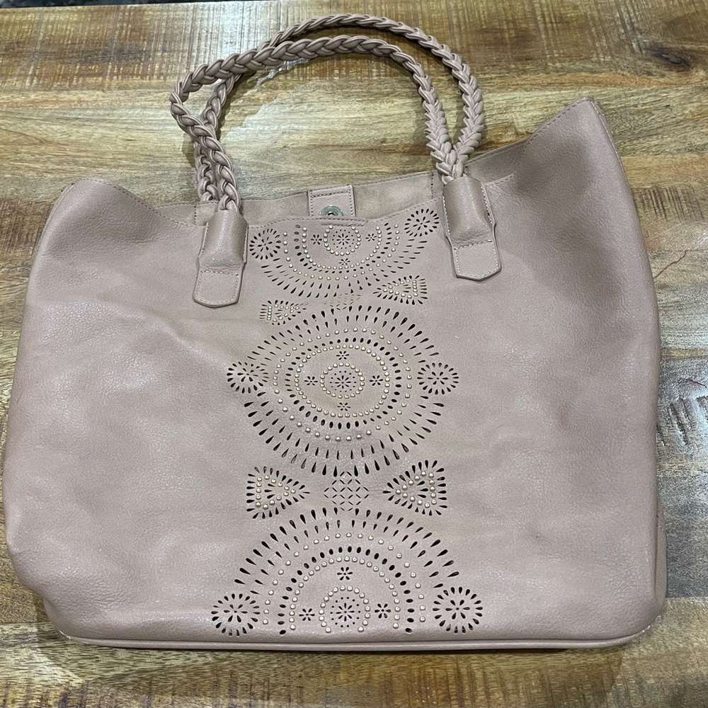 Madison West Tote